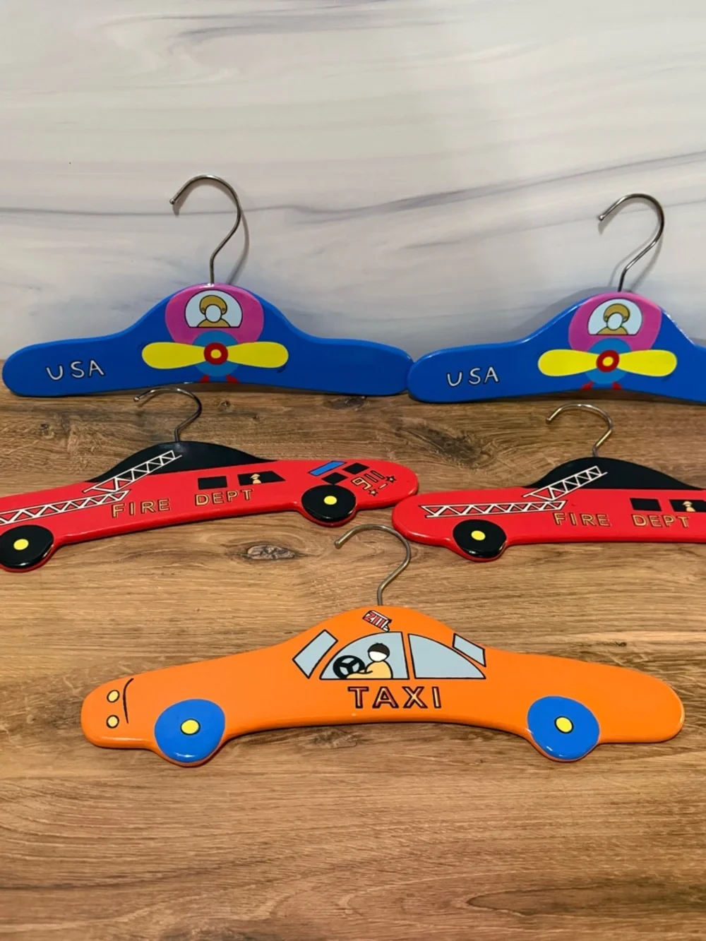 Kidorable Wooden Hangers Vehicles Set 5